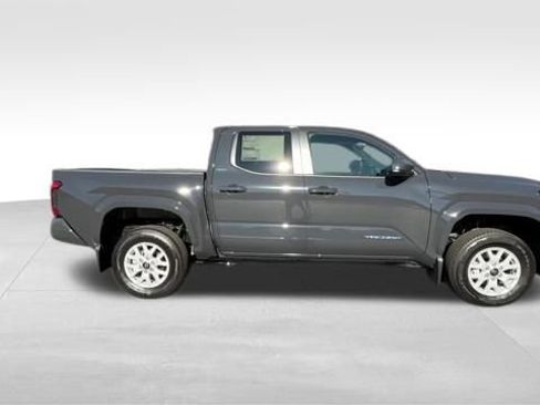 New 2026 Toyota Tacoma SR5 image 8