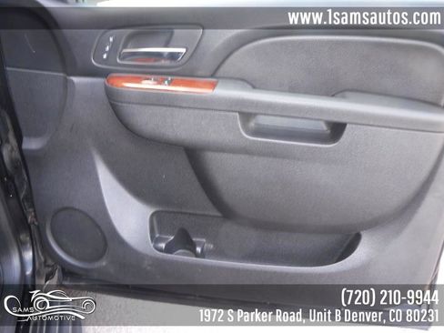 Used 2013 Chevrolet Avalanche LTZ image 37