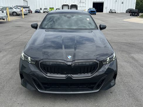 Certified 2024 BMW 530i xDrive w/ M Sport Package AWD/4WD image 3