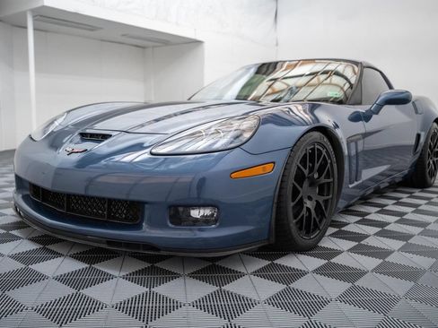 Used 2012 Chevrolet Corvette Grand Sport w/ 4LT Preferred Equipment Group RWD image 3