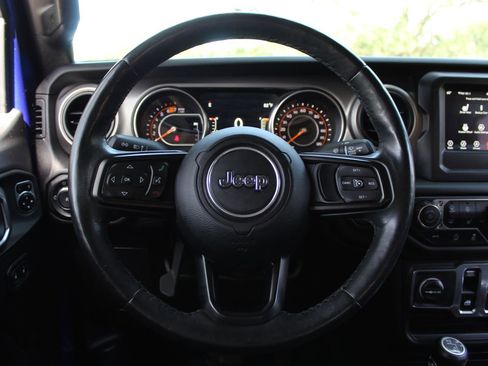 Used 2018 Jeep Wrangler Sport AWD/4WD image 15