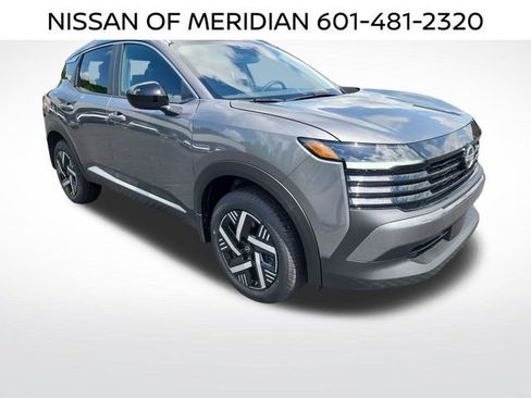 New 2026 Nissan Kicks SV w/ SV Premium Package FWD image 7