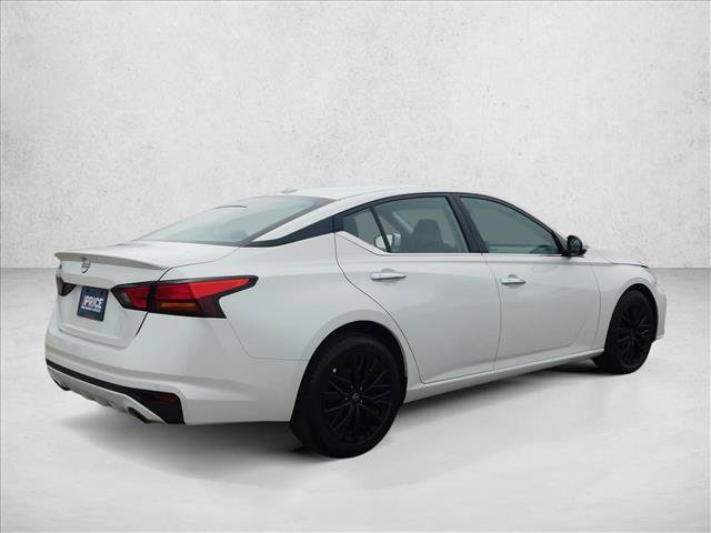 Used 2025 Nissan Altima 2.5 SV w/ SV Special Edition Package FWD image 8