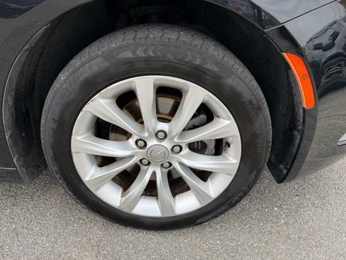 Used 2015 Chrysler 200 C w/ Navigation & Sound Group I image 9