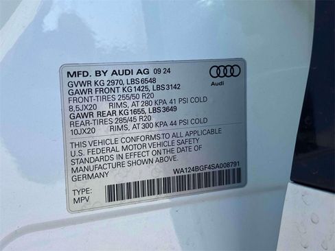 Certified 2025 Audi Q6 e-tron Premium Plus image 21