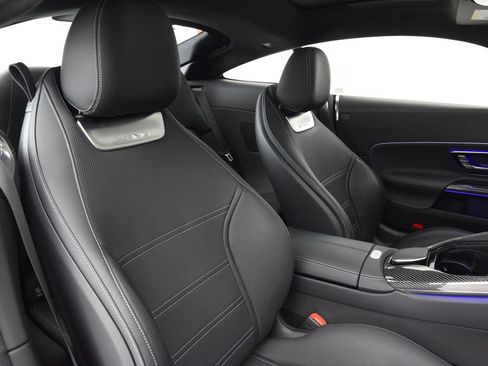 Used 2025 Mercedes-Benz AMG GT 43 image 17