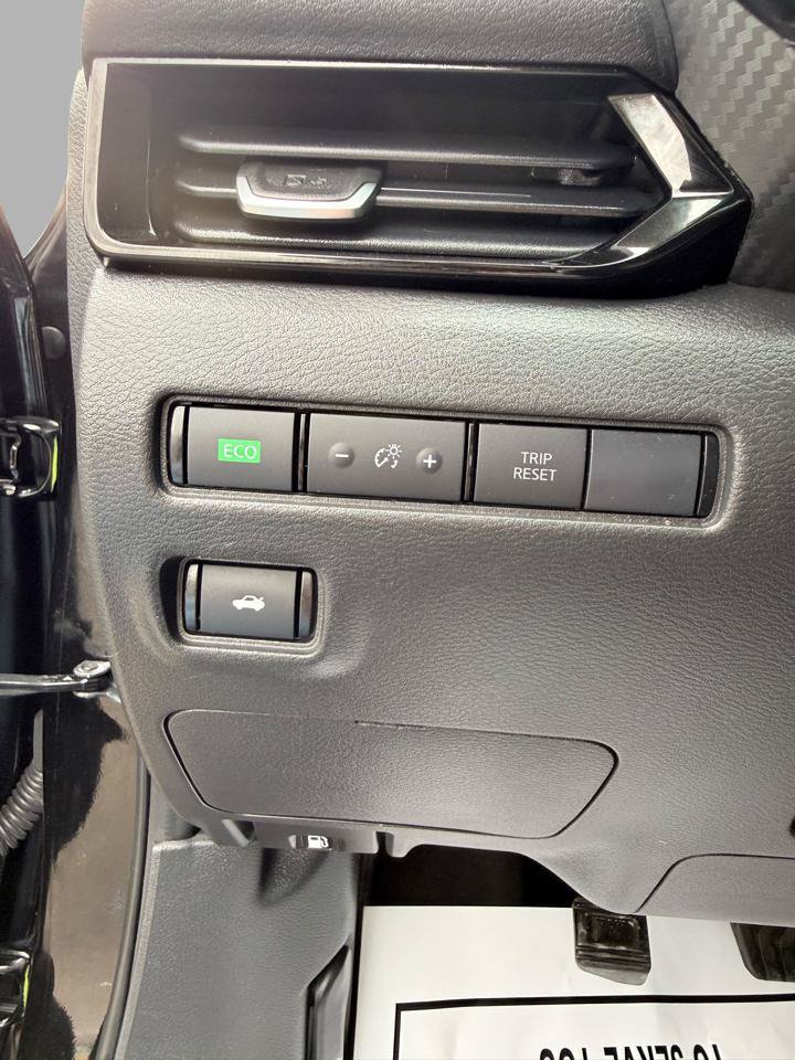 Used 2021 Nissan Sentra SV FWD image 18