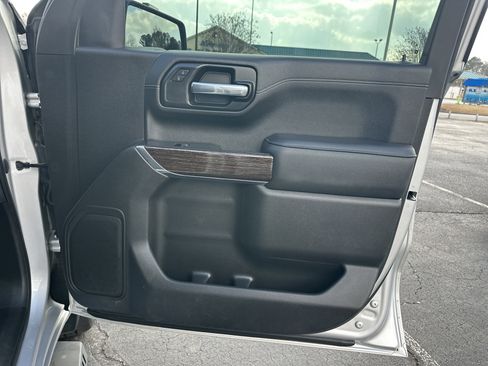 Used 2021 GMC Sierra 1500 SLE image 15