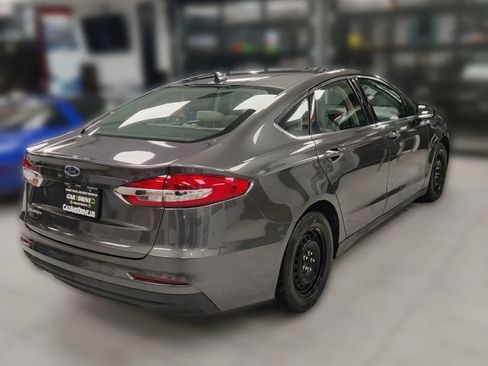 Used 2020 Ford Fusion S image 5