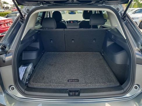 Certified 2025 Volkswagen Tiguan S FWD image 6
