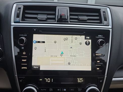 Used 2019 Subaru Outback 2.5i Limited AWD/4WD image 23