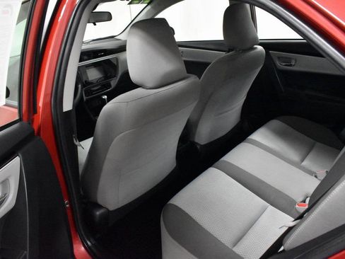 Used 2019 Toyota Corolla LE image 16