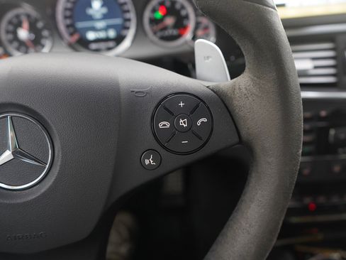 Used 2010 Mercedes-Benz E 63 AMG Sedan image 26