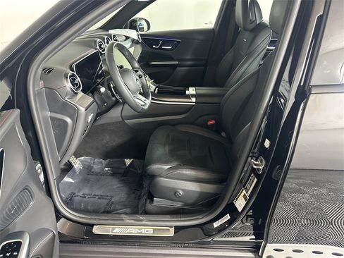 Used 2025 Mercedes-Benz GLC 43 AMG 4MATIC image 9