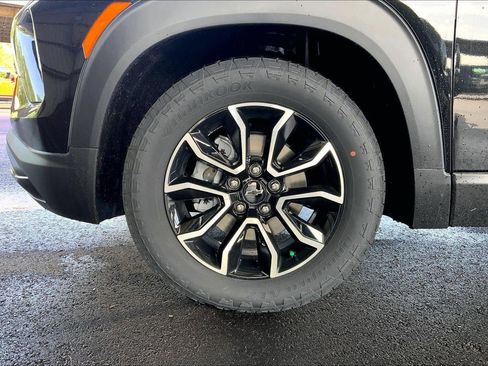 New 2026 Chevrolet TrailBlazer ACTIV FWD image 11