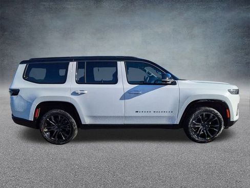 New 2026 Jeep Grand Wagoneer Summit image 3