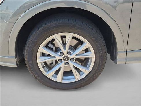 Used 2023 Audi Q3 2.0T Premium AWD/4WD image 23