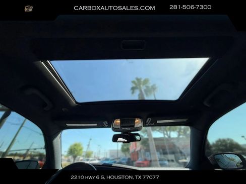 Used 2022 Dodge Charger Scat Pack w/ Harman/Kardon Audio Group RWD image 18