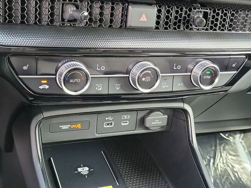 Used 2025 Honda CR-V EX-L image 31