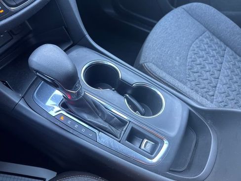 Used 2023 Chevrolet Equinox LT image 22