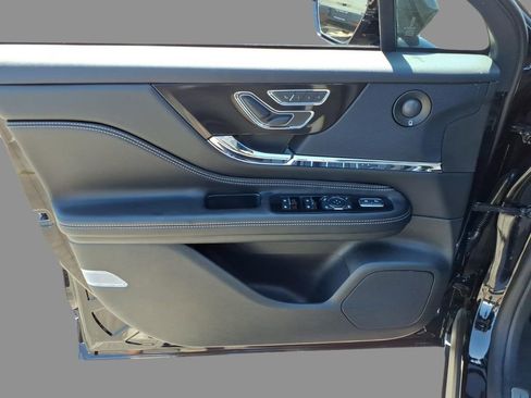 New 2026 Lincoln Corsair Grand Touring AWD/4WD image 16
