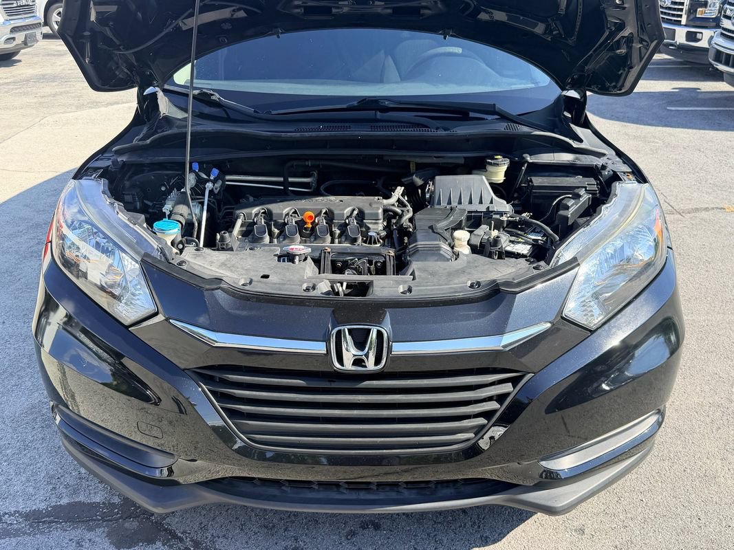 Used 2018 Honda HR-V LX image 11