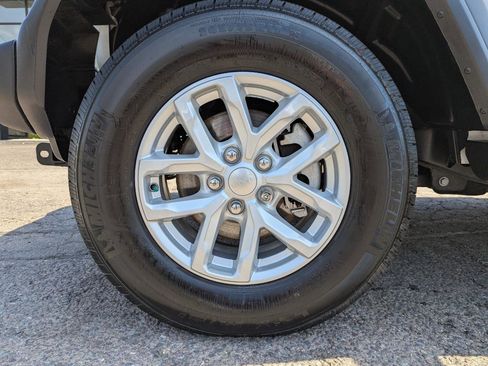 Used 2023 Jeep Wrangler Sport AWD/4WD image 45