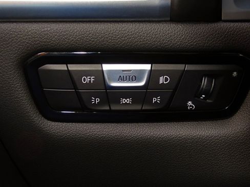 Used 2020 BMW M8 Convertible w/ Driving Assistance Package image 27