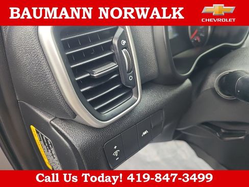 Used 2022 Kia Sportage LX FWD image 32
