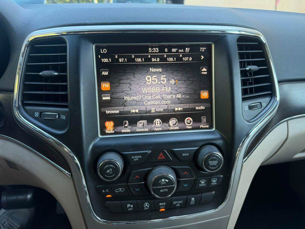 Used 2016 Jeep Grand Cherokee Limited w/ Luxury Group II AWD/4WD image 25