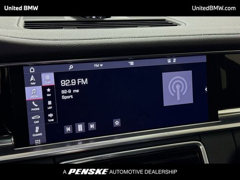 Used 2019 Porsche Panamera 4 image 8