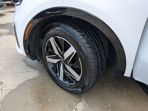 Used 2021 Kia Sorento S w/ Panoramic Sunroof Package FWD image 37