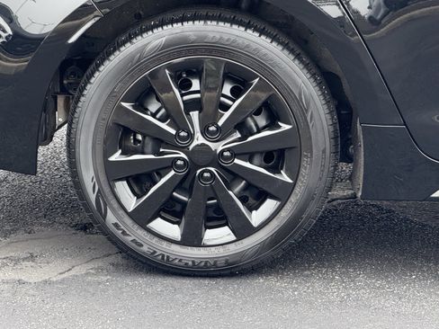 Used 2024 Toyota Corolla LE image 11