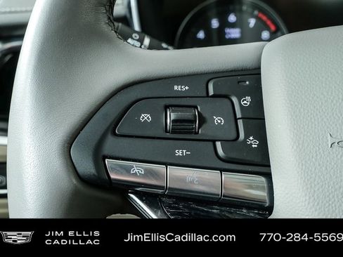 Used 2023 Cadillac XT6 Premium Luxury w/ Technology Package image 12