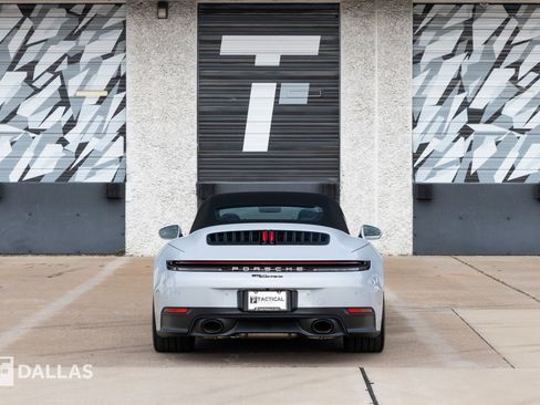 Used 2025 Porsche 911 Carrera image 13