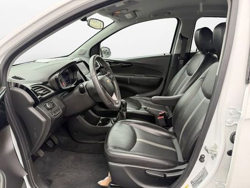 Used 2022 Chevrolet Spark ACTIV image 9