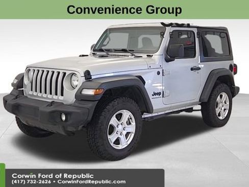 Used 2023 Jeep Wrangler Sport S image 3