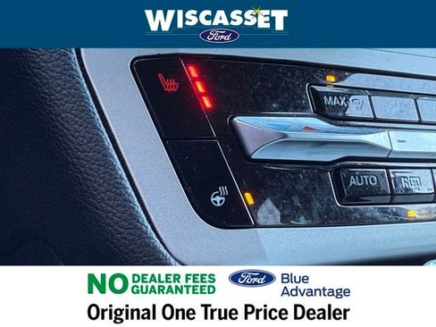 Certified 2022 Ford Explorer XLT w/ Equipment Group 202A image 11