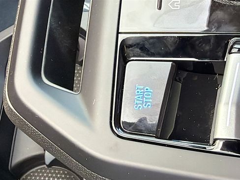 New 2026 BMW iX xDrive45 w/ M Sport Package image 37