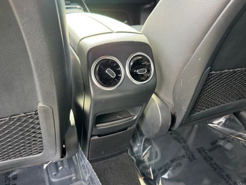 Certified 2023 Mercedes-Benz EQB 250+ w/ Exclusive Package image 19