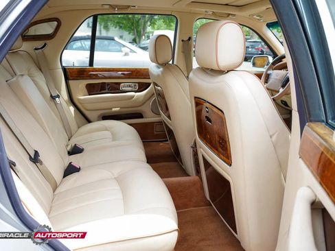 Used 2005 Bentley Arnage RL RWD image 37