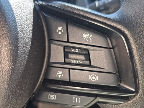 Used 2024 Subaru Crosstrek 2.0i Premium image 20