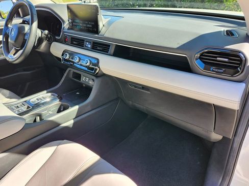 Certified 2024 Honda Pilot EX-L image 18