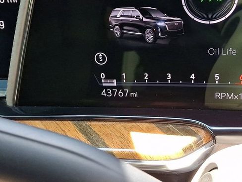 Used 2021 Cadillac Escalade Sport Platinum AWD/4WD image 24