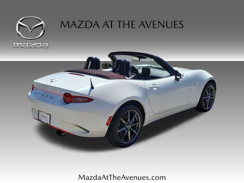 Used 2018 MAZDA MX-5 Miata Grand Touring image 4
