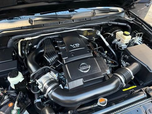 Used 2016 Nissan Frontier SV image 28