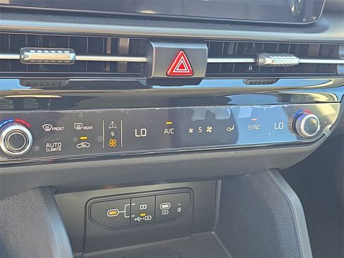 New 2026 Kia Sportage EX image 27