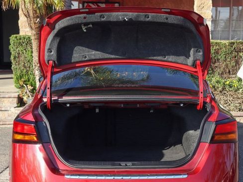 Used 2023 Nissan Altima 2.5 SR image 8