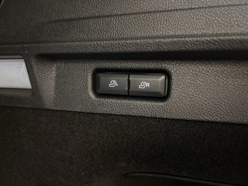 Used 2025 Lincoln Corsair Grand Touring w/ Equipment Group 302A image 36