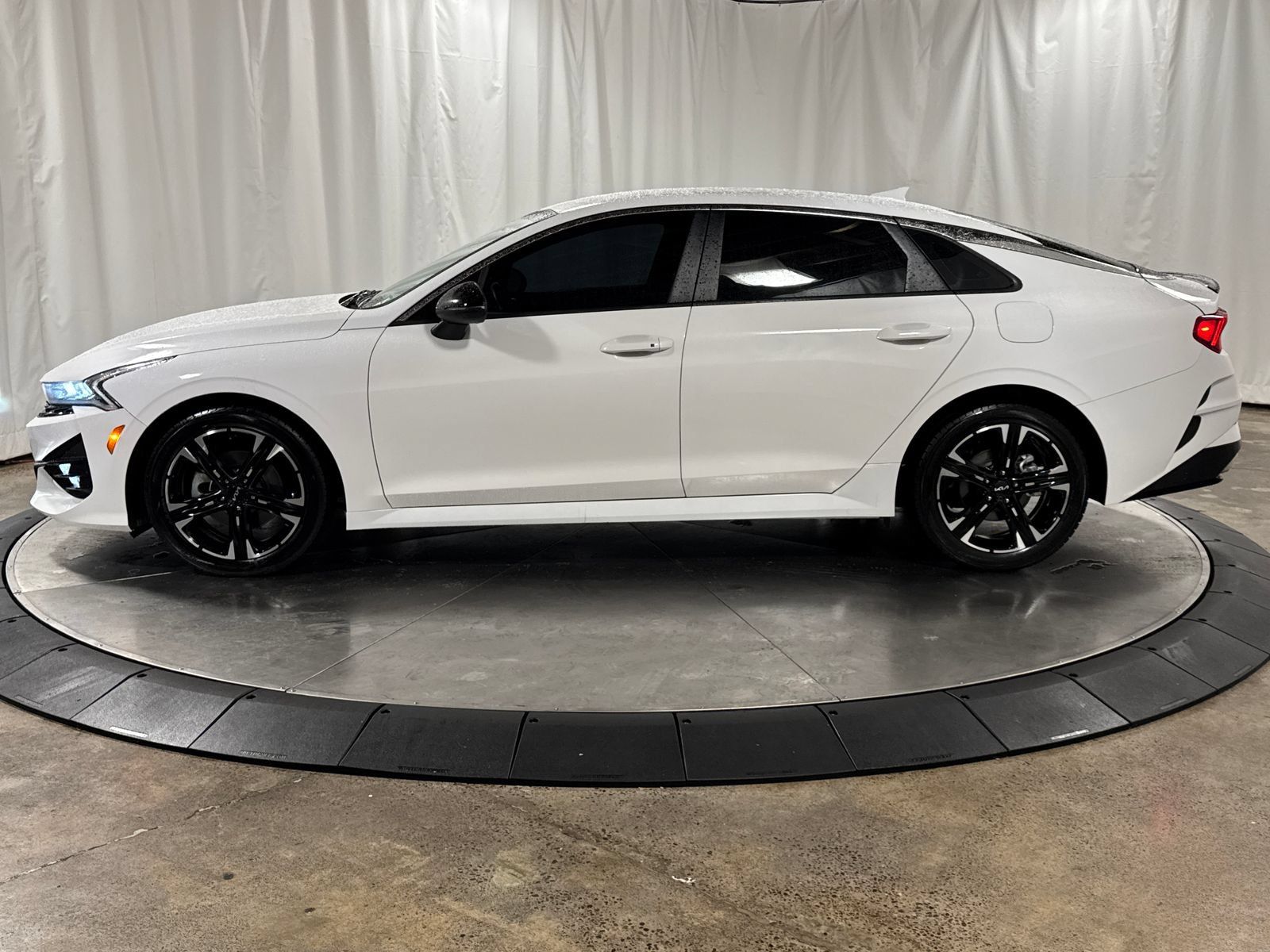 Certified 2023 Kia K5 GT-Line w/ GT-Line Premium Package FWD image 8